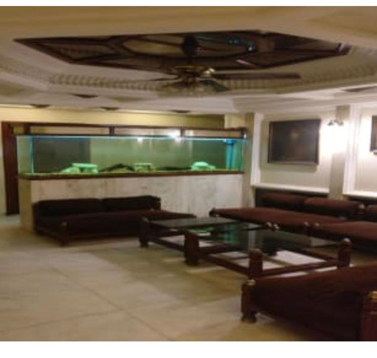 Hotel Ganesh Palace Мумбаи Экстерьер фото