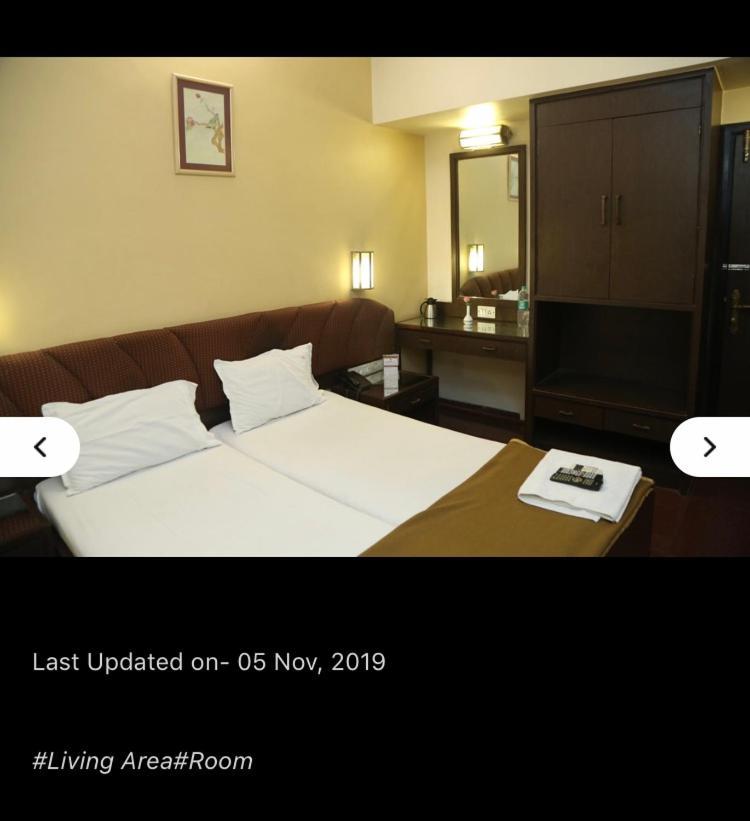 Hotel Ganesh Palace Мумбаи Экстерьер фото